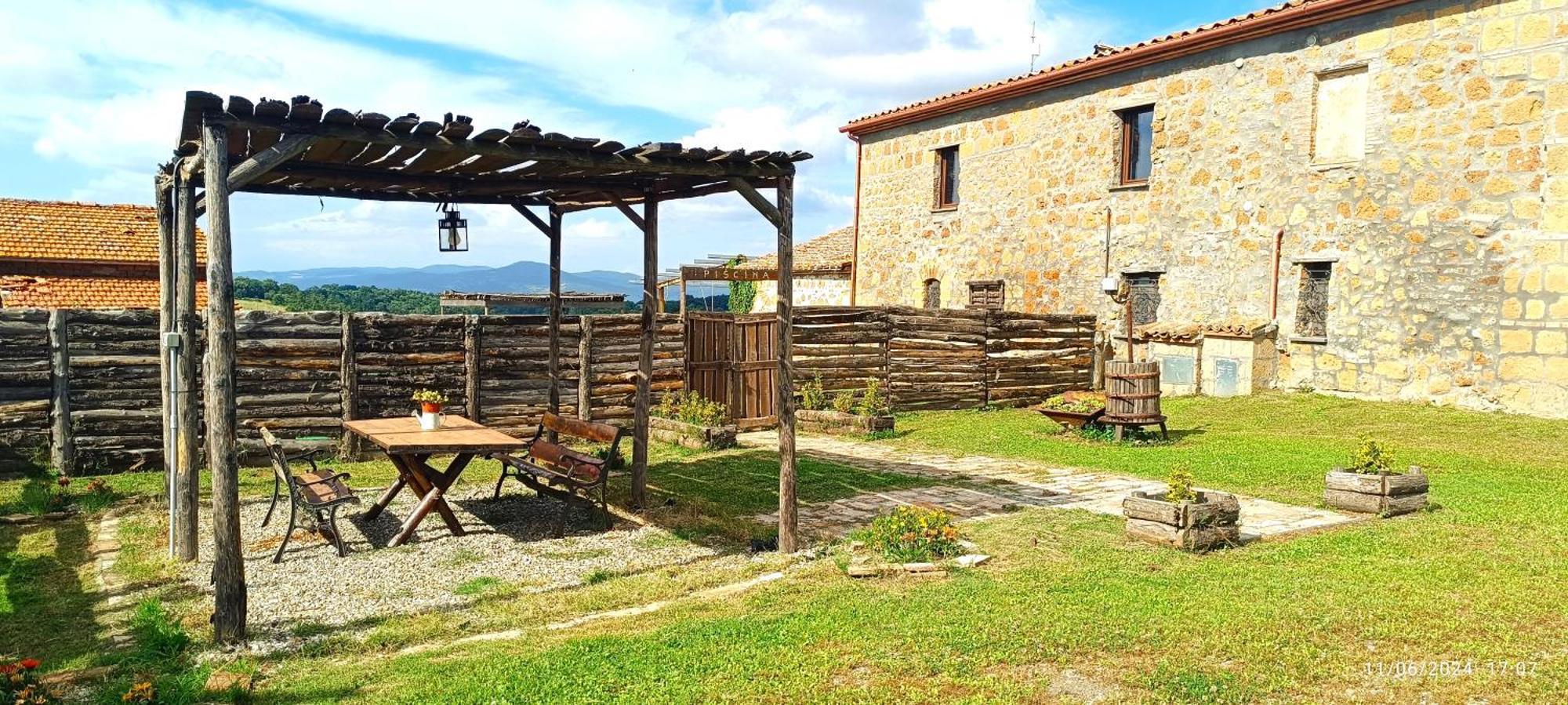 Casavacanze Pergolino, Appartamenti Ad Uso Esclusivo Аквапенденте Экстерьер фото